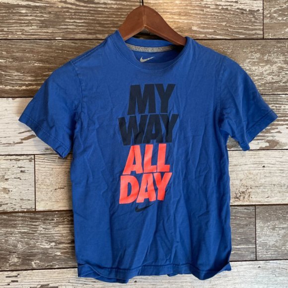 NIKE Athletic Tee